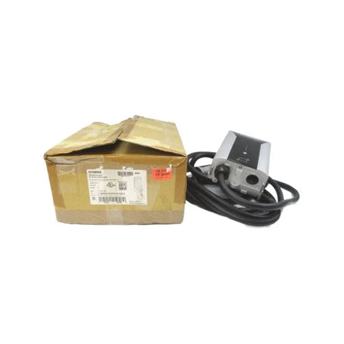 SIEMENS 8EM1310-4CF14-1GA2 208/240VAC 40A NSMP