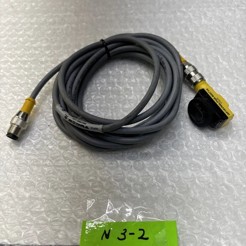 ** PREOWNED TURCK QS18VN6LPQ8-800714 PHOTOELECTRIC SENSOR #