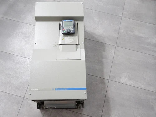 Telemecanique Schneider Atlitivar 61 132kW ATV61HC13N4 + VW3A1101