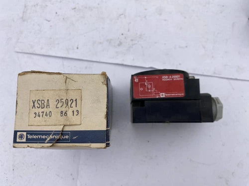 1pc x TELEMECANIQUE XSB-A 25921 110/240V 50/60Hz