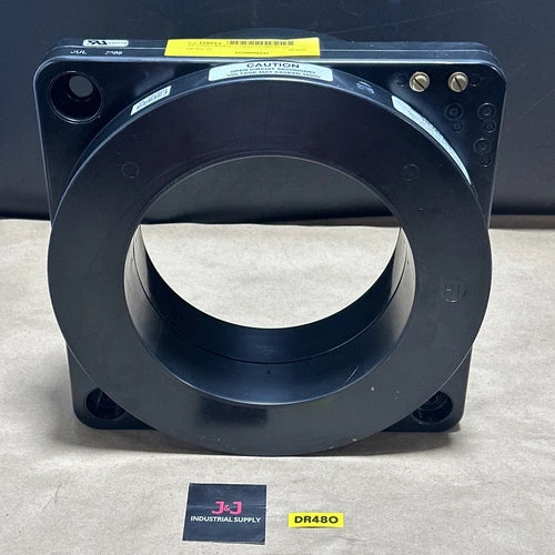NEW NO BOX- Siemens Current Transformer 1200:5A MD 61-300-066-122 50-400Hz 600V