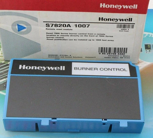 1PC New Honeywell S7820A1007 Controller In Box Expedited Shipping