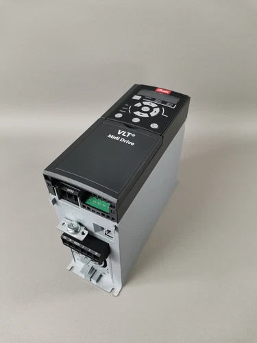 Danfoss VLT Midi Drive FC-280P2K2T4E20H1BXCXXXSXXXXAX NEU ohne Stecker
