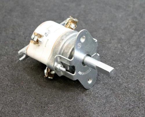 Siemens Pacco Switch 5TK1121 2-Pole 16A 250VAC/DC 400VDC - Unused