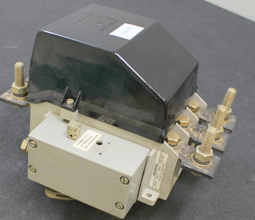 Siemens Load Break Switch 3KE2330-0DA - Rated Current: 630A - 500V