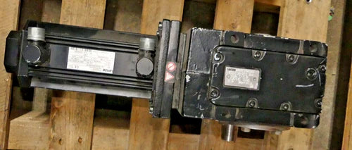 Lenze 3~Servo Motor MDSKSRS056-33 inc Gearbox GKS05-3S HAR 056C33 002 A