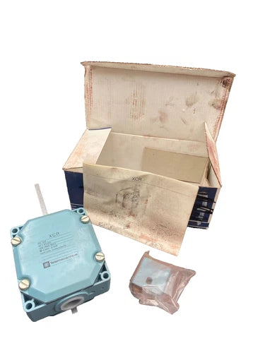 1pc x TELEMECANIQUE XCR XCR-E18 INTERRUPTEUR DE FIN DE COURSE