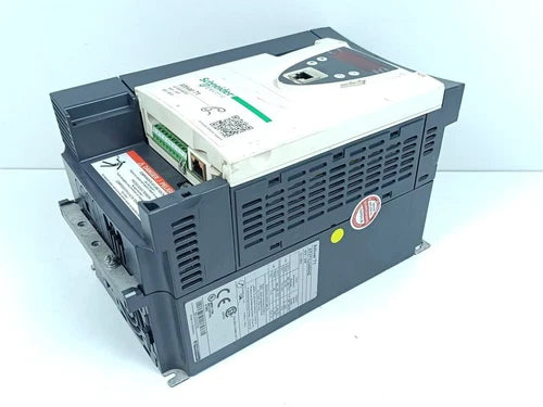 Schneider Electric Altivar ATV71 Lift ATV71LU40N4Z 400V 4kw TESTED & TOP ZUSTAND