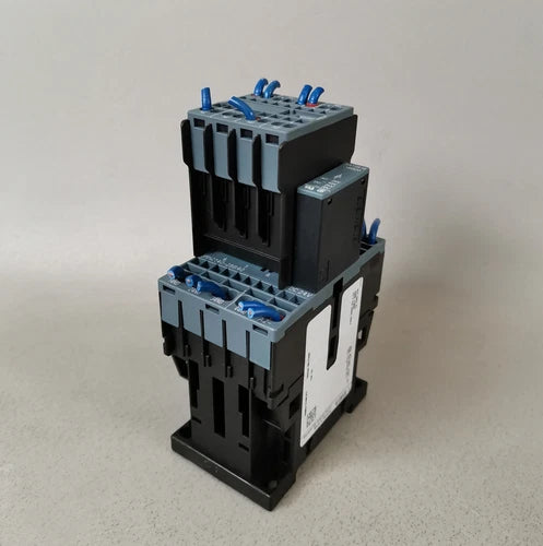 Siemens 3RH2140-2BB40 + 3RH2911-2HA22 + 3RT2916-1BB00