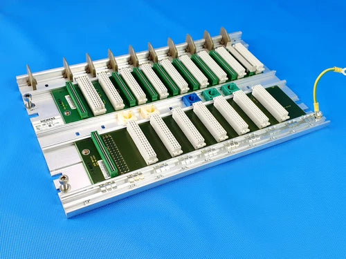 Siemens Simatic S5 6ES5 700-2LA11 / 6ES5 700-2LA12 Subrack Subrack CR2