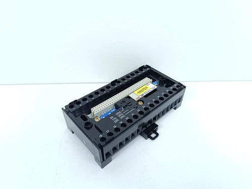 ABB Procontic CS31 Modultr?ger ECZ FPR 370000 1R 0001 NEUWERTIG