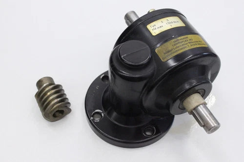 291030007 E3 1300Ncm i:7 Getriebe Schneckengetriebe Worm Gear 291030007