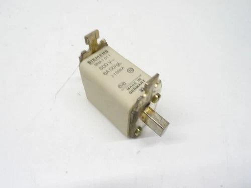 Siemens 2x 3NA1 011 Sicherung 500V / 6A 00/gl 3NA1011