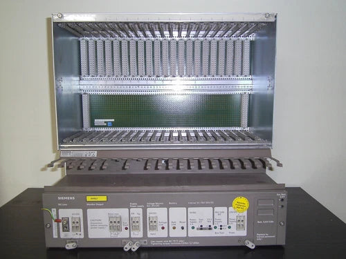 Siemens Simatic Power Supply Power Supply 6ES5955-3NC13 + Rack 6ES5183-3UA21