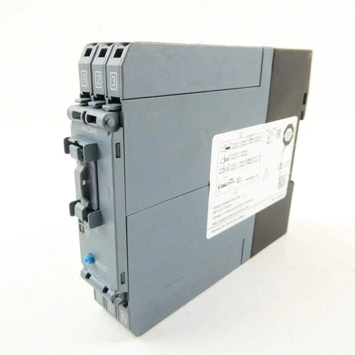 SIEMENS 3SK2112-2AA10 (V1.00) SAFETY SWITCHGEAR *E01*