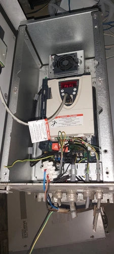 ALTIVAR 61 ATV61WU55N4 Schneider Electric ALTIVAR 5,5kw 400v Telemecanique