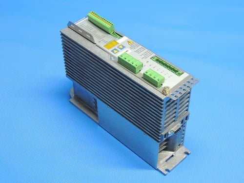 Kollmorgen Servostar 310 S3106 1-NA 4KVA 10A plug damaged incl. invoice