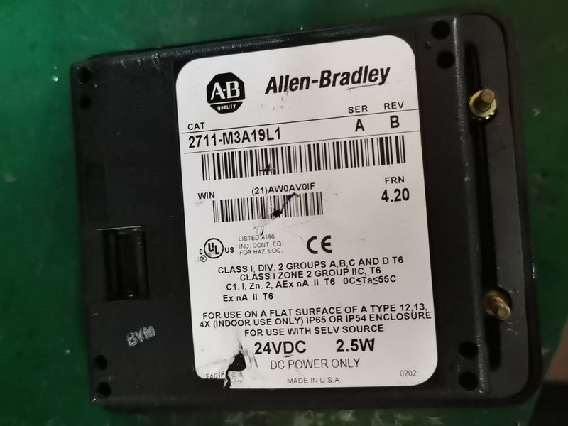 1PC USED Allen Bradley 2711-K3A2L1